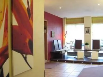 肖尔兹酒店 3* 科布倫茨